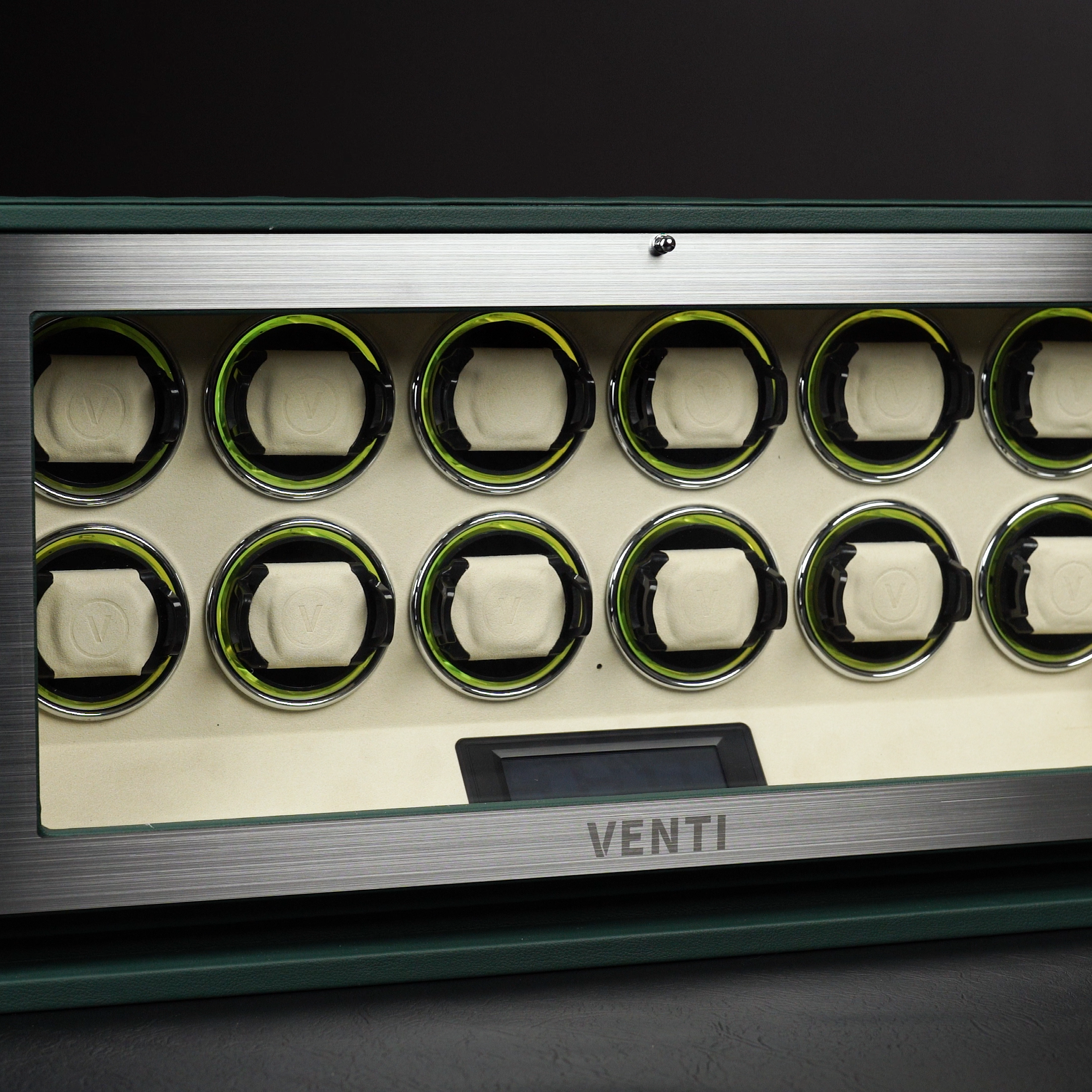 Venti Twelve Watch Winder Green Leather - Contrast