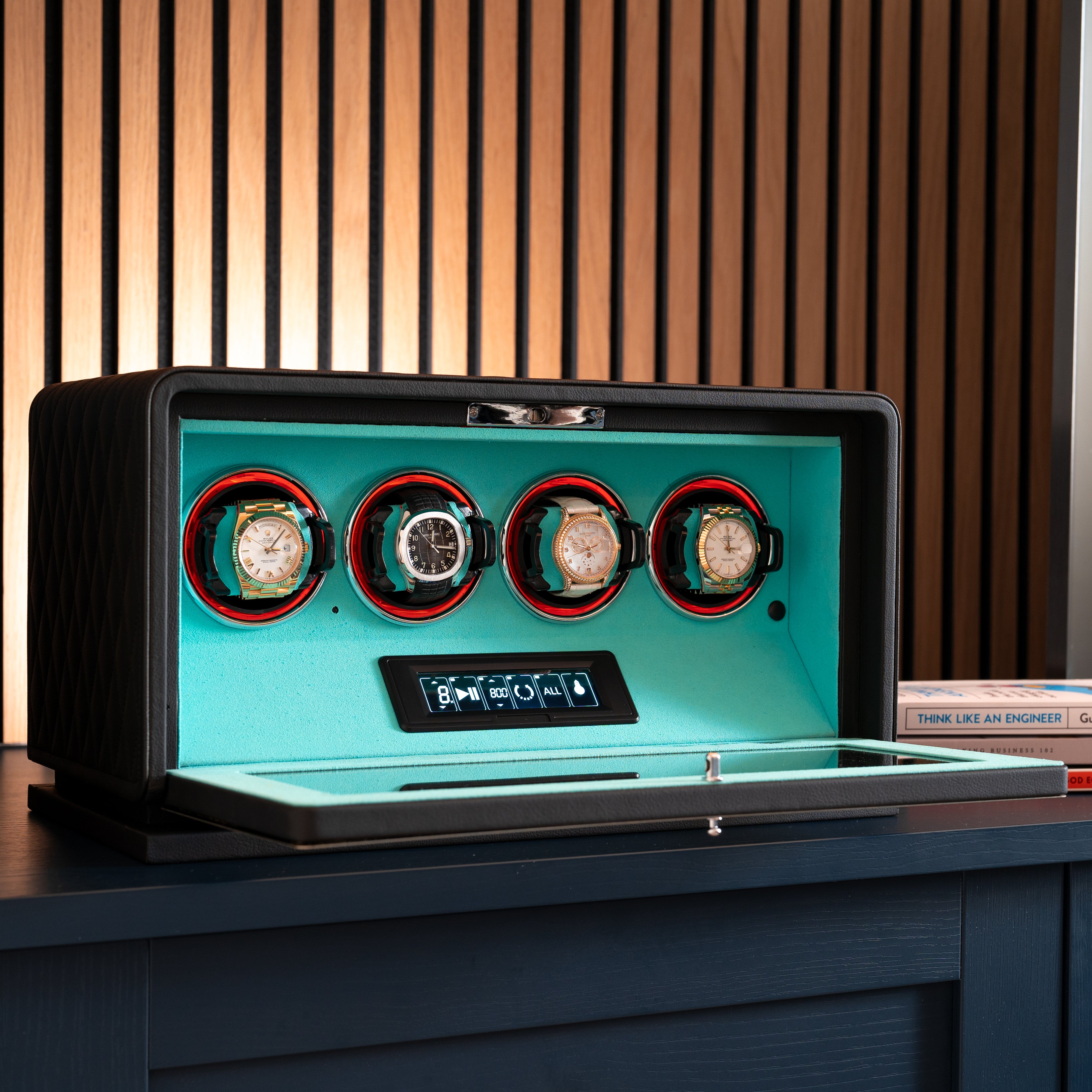 Venti Quad Watch Winder Black Leather Aqua - Lifestyle