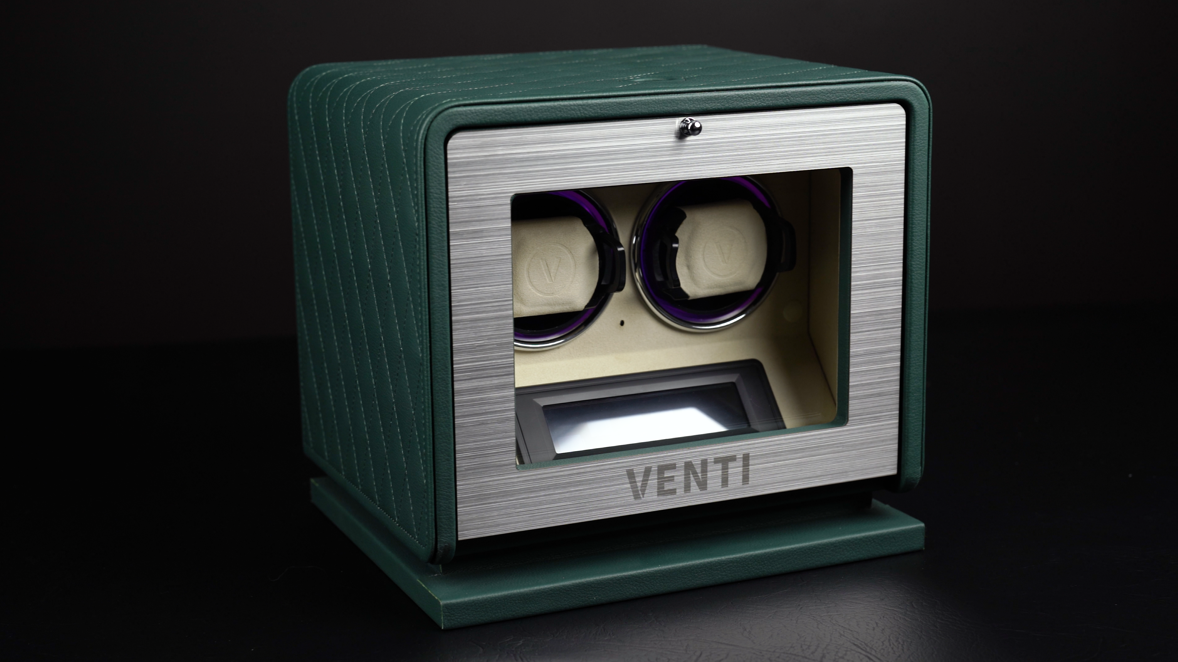 Venti Double Watch Winder in Green Leather - Showcase Video